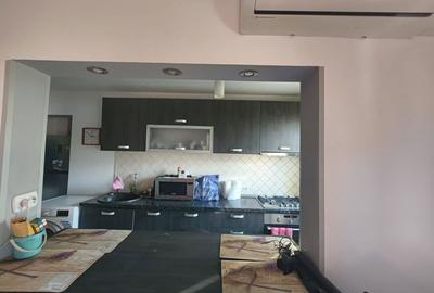 Apartament cu 3 camere semidecomandat în Sud - 2
