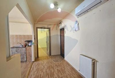 Apartament cu 2 camere decomandat în Lugoj