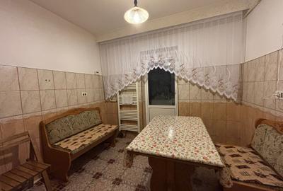 Apartament cu 3 camere decomandat, mobilat în Tomești - 6