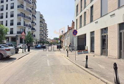 Apartament 2 camere, terasa de 15 mp, garaj subteran, boxa, Centru! - 1