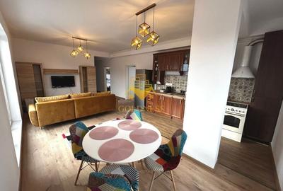 Apartament cu 3 camere semidecomandat, mobilat în Florești