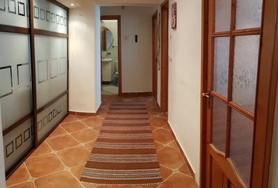 Apartament trei camere decomandate, mobilat frumos, etajul 1, ultracentral - 5