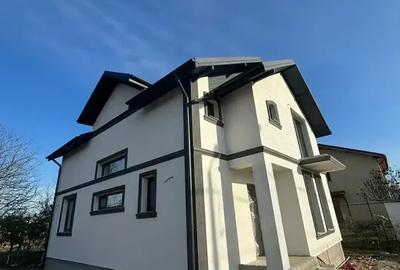 Casă cu 5 camere cu Canalizare în Vest - 7