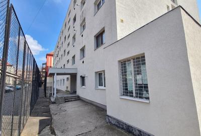 Garsonieră semidecomandată, mobilată în Central - 11