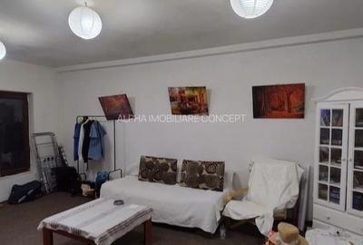 Casă individuală cu 6 camere cu Canalizare în Kamsas - 2