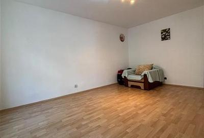 Apartament cu 2 camere decomandat în E3 - 2