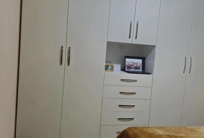 Casă cu 4 camere cu Teren 580 Mp în Central