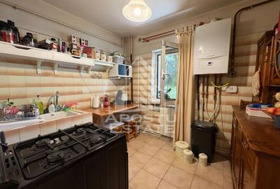 Apartament cu 2 camere decomandat în Complex Studențesc - 3