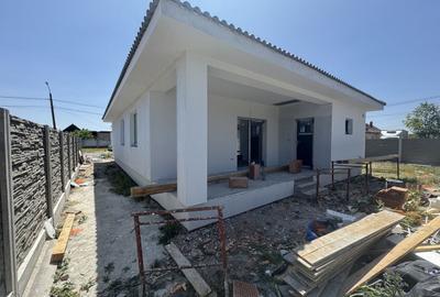 Casă individuală cu 3 camere cu Canalizare în Becicherecu Mic - 4
