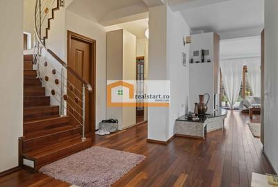 Casă cu 6 camere cu Teren 650 Mp în Corbeanca