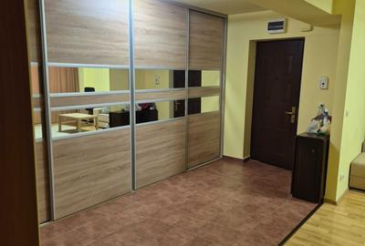 Apartament cu 2 camere decomandat în Central - 3