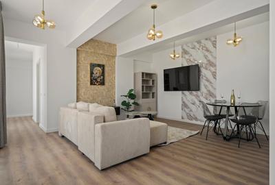 Penthouse cu 3 camere decomandat în Prelungirea Ghencea