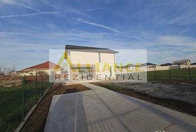 Casă cu 4 camere cu Teren 460 Mp în Berceni