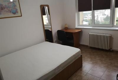 Apartament cu 2 camere decomandat, mobilat în Piața Unirii