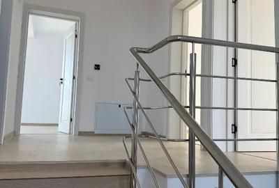 Casă cu 4 camere cu Teren 500 Mp în Cristian - 2