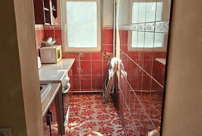 Apartament cu 2 camere semidecomandat în Tineretului