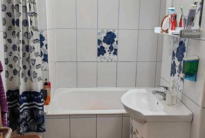 Apartament cu 2 camere decomandat în Tudor