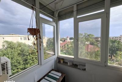 Apartament cu 2 camere decomandat în Anda