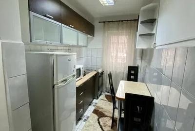 Garsonieră decomandată în Girocului