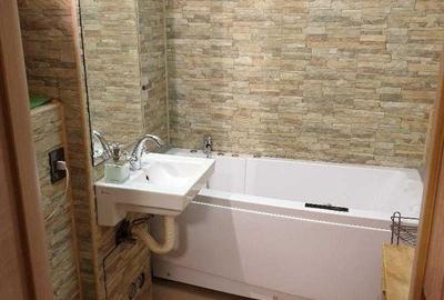 Apartament cu 2 camere decomandat în Lacul Tei
