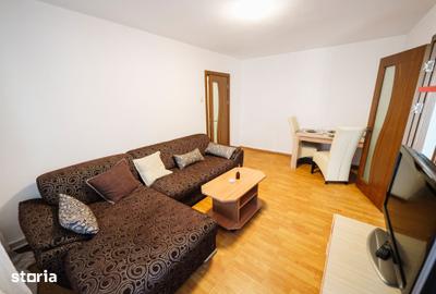 Apartament cu 2 camere semidecomandat în Calea București