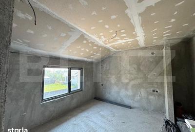 Casă cu 4 camere cu Teren 500 Mp în Vânători
