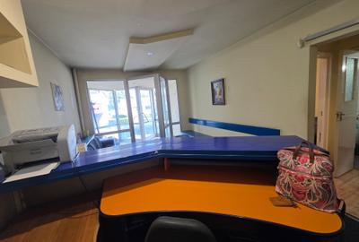 Spațiu comercial, de 54 mp, în Piața Centrală - 2