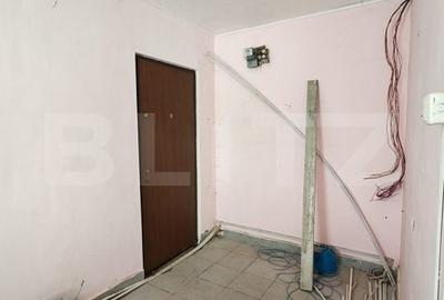 Spațiu comercial, de 48.61 mp, în Central - 6