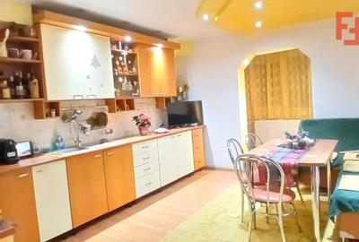 Apartament cu 3 camere decomandat, mobilat în Aradului - 4