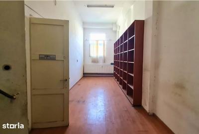 Spațiu comercial, de 40 mp, în Vest