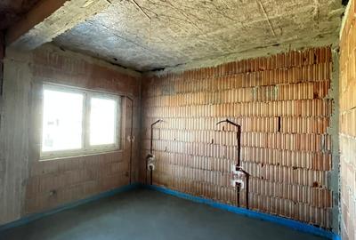 Duplex cu 5 camere cu Canalizare în Moșnița Nouă - 3