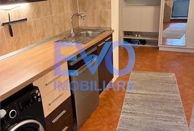 Apartament cu 3 camere decomandat în Păcurari