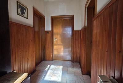 Casă individuală cu 5 camere cu Canalizare în Bucureștii Noi - 5