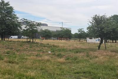 Teren Construcții intravilan de 4100 mp, în - 4