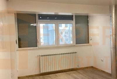 Apartament cu 2 camere decomandat în Casa de Cultură