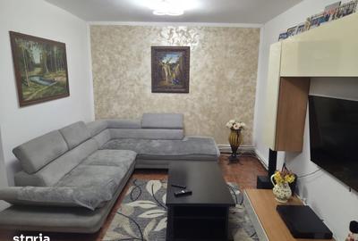 Casă cu 5 camere cu Canalizare în Central - 7