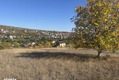 Teren de 526 mp, în Dâmbul Rotund
