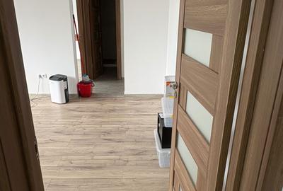 Apartament cu 2 camere semidecomandat în Școlilor - 1