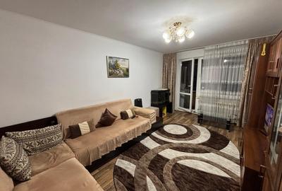 Apartament cu 3 camere decomandat, mobilat în Berceni - 1