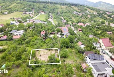 Teren de 500 mp, în Vulcan - 10