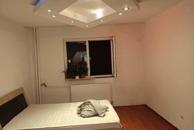 Apartament cu 2 camere semidecomandat în Buziașului