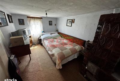 Casă cu 4 camere cu Teren 2437 Mp în Osica de Sus - 5