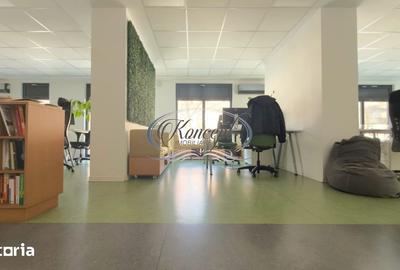 Spațiu comercial, de 330 mp, în Central