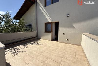 Casă individuală cu 8 camere cu Canalizare în Mehala - 32