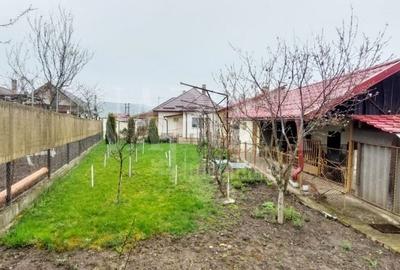 Casă individuală cu 3 camere cu Canalizare în Central - 5
