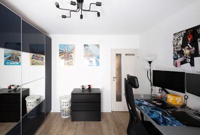 Apartament cu 4 camere decomandat în Decebal - 15