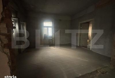 Casă cu 4 camere cu Teren 574 Mp în Central - 2