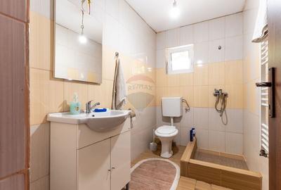 Casă individuală cu 7 camere cu Teren 500 Mp în Măguri-Răcătău - 13