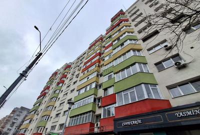 Apartament cu 4 camere decomandat în Rahova