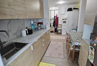 Apartament cu 3 camere decomandat, mobilat în Ghencea